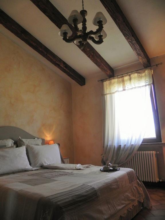 Agriturismo Sugheretello Semproniano Bilik gambar