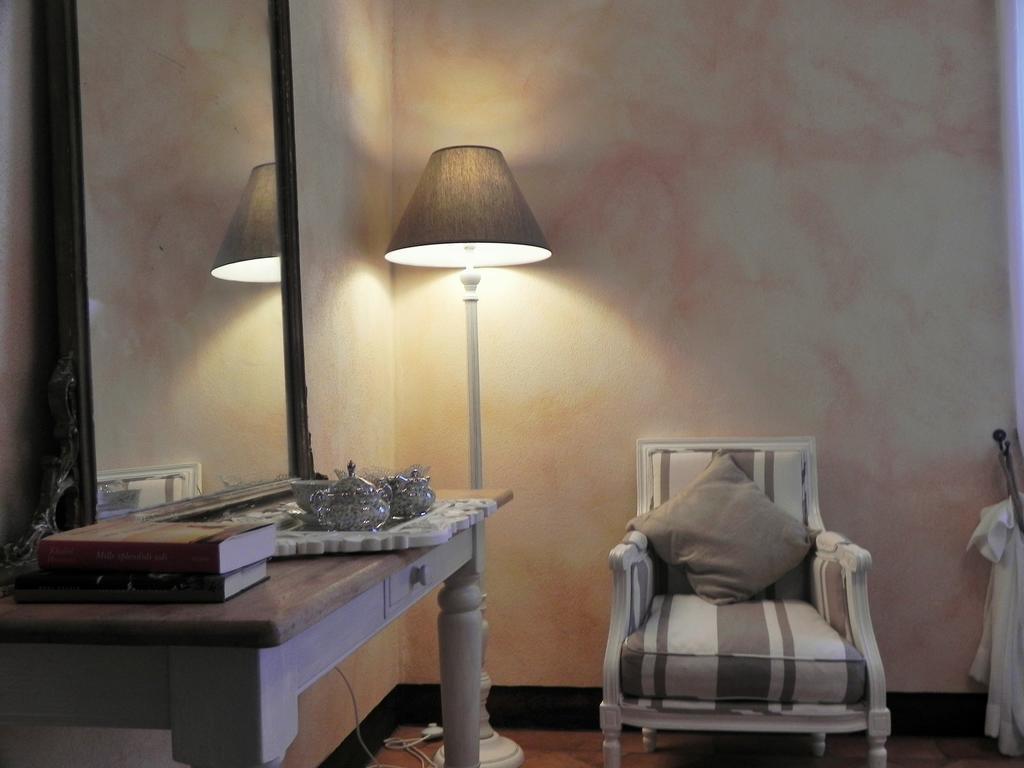 Agriturismo Sugheretello Semproniano Bilik gambar
