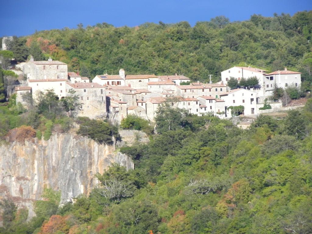 Agriturismo Sugheretello Semproniano Luaran gambar